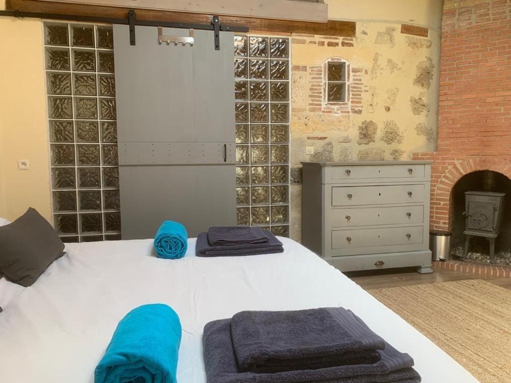 Gites De Verger, Stylish Self Catering Cottages In Sos エクステリア 写真