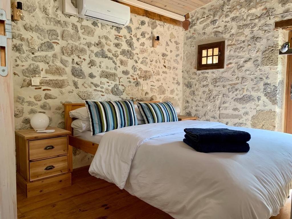 Gites De Verger, Stylish Self Catering Cottages In Sos エクステリア 写真